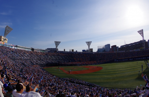 横浜スタジアム